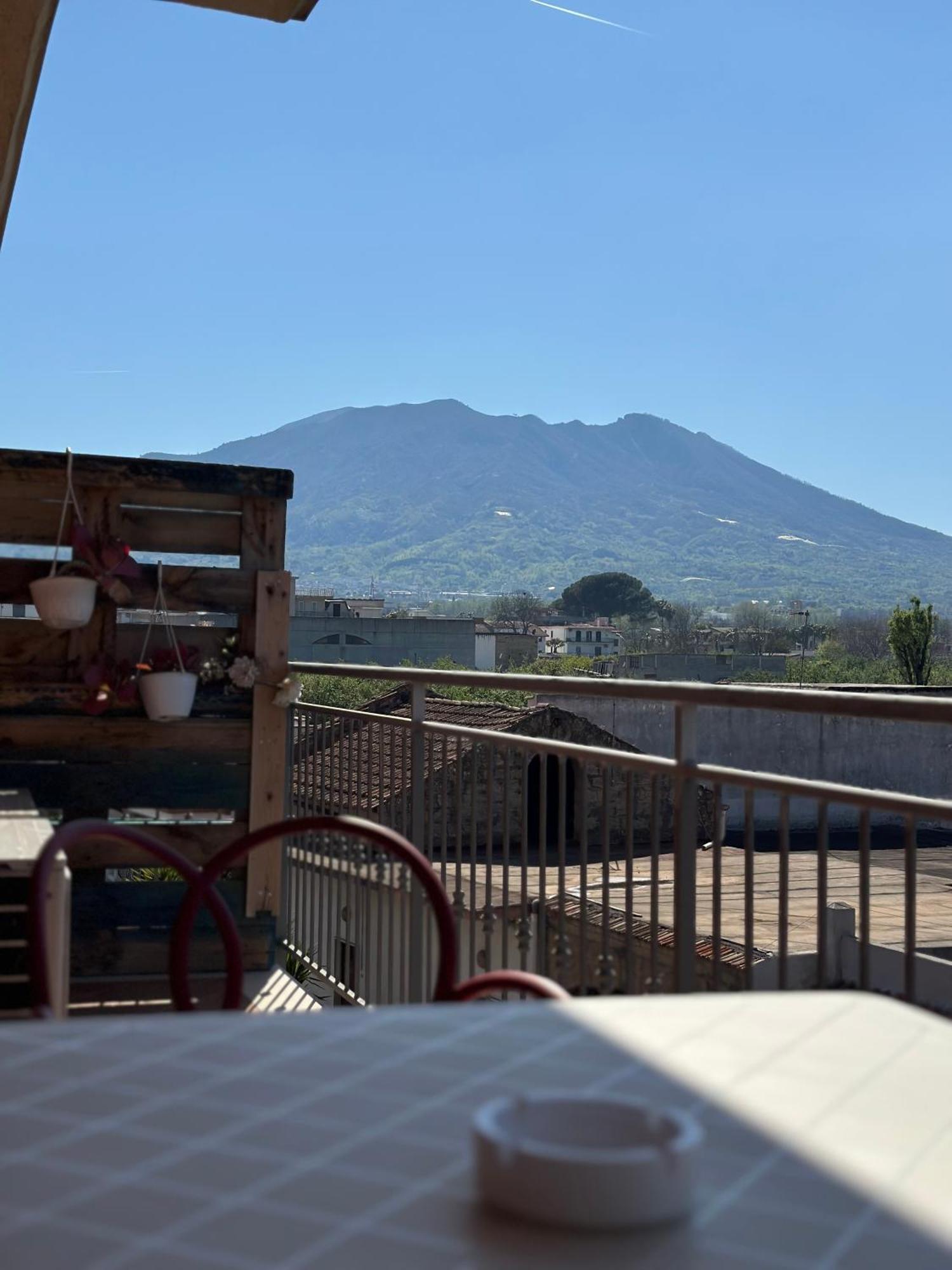 Hotel Il Giardino Degli Aranci 놀라 외부 사진