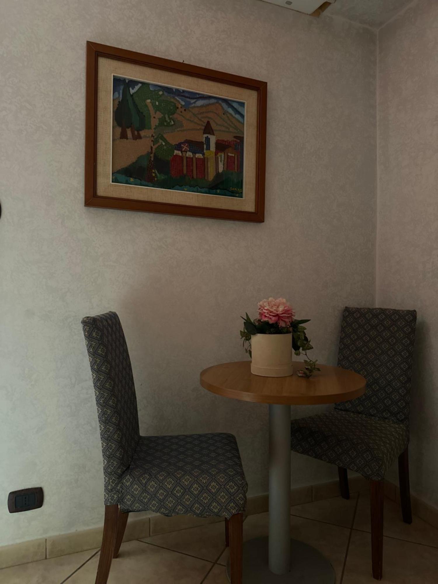 Hotel Il Giardino Degli Aranci 놀라 외부 사진