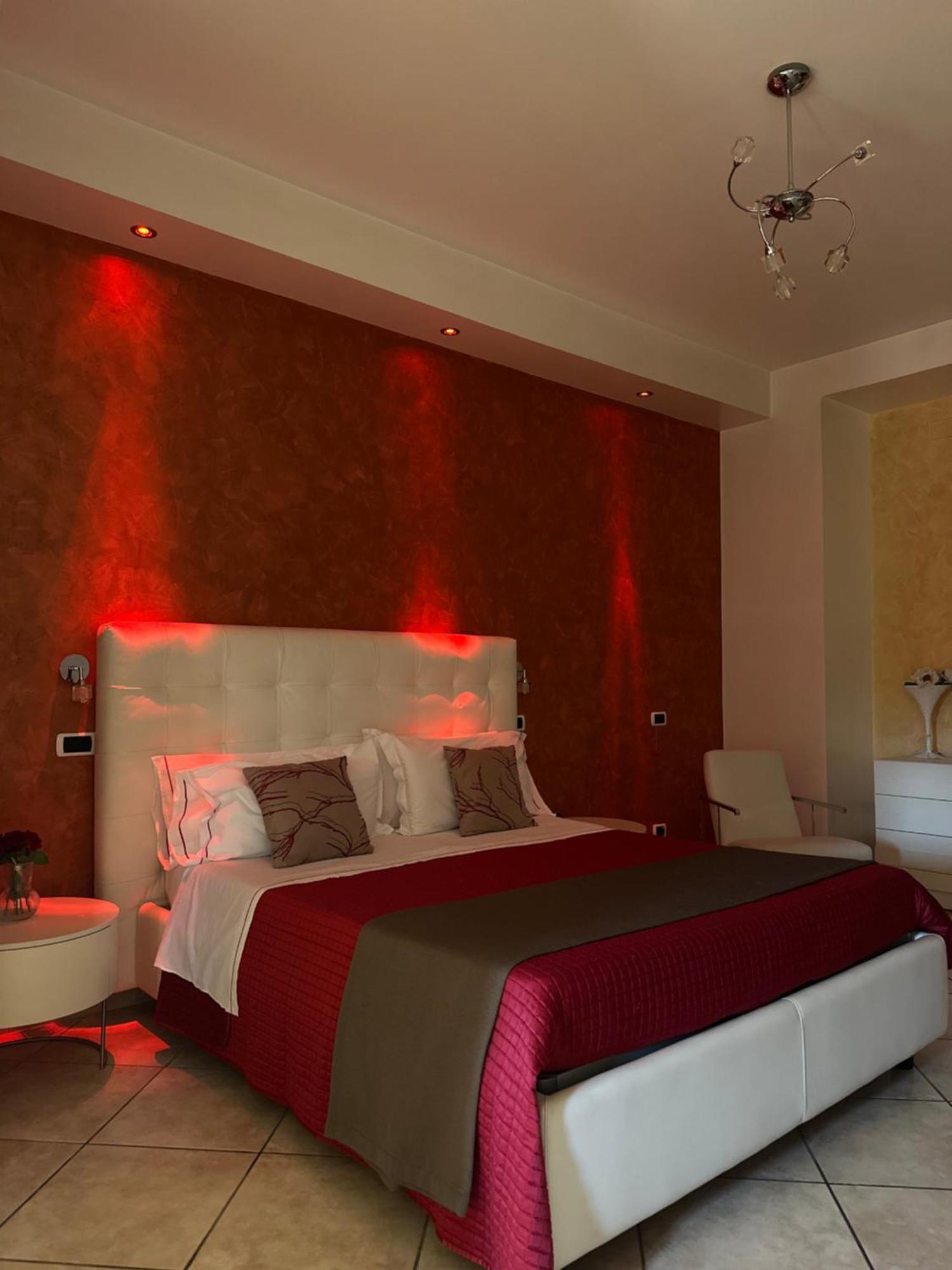 Hotel Il Giardino Degli Aranci 놀라 외부 사진