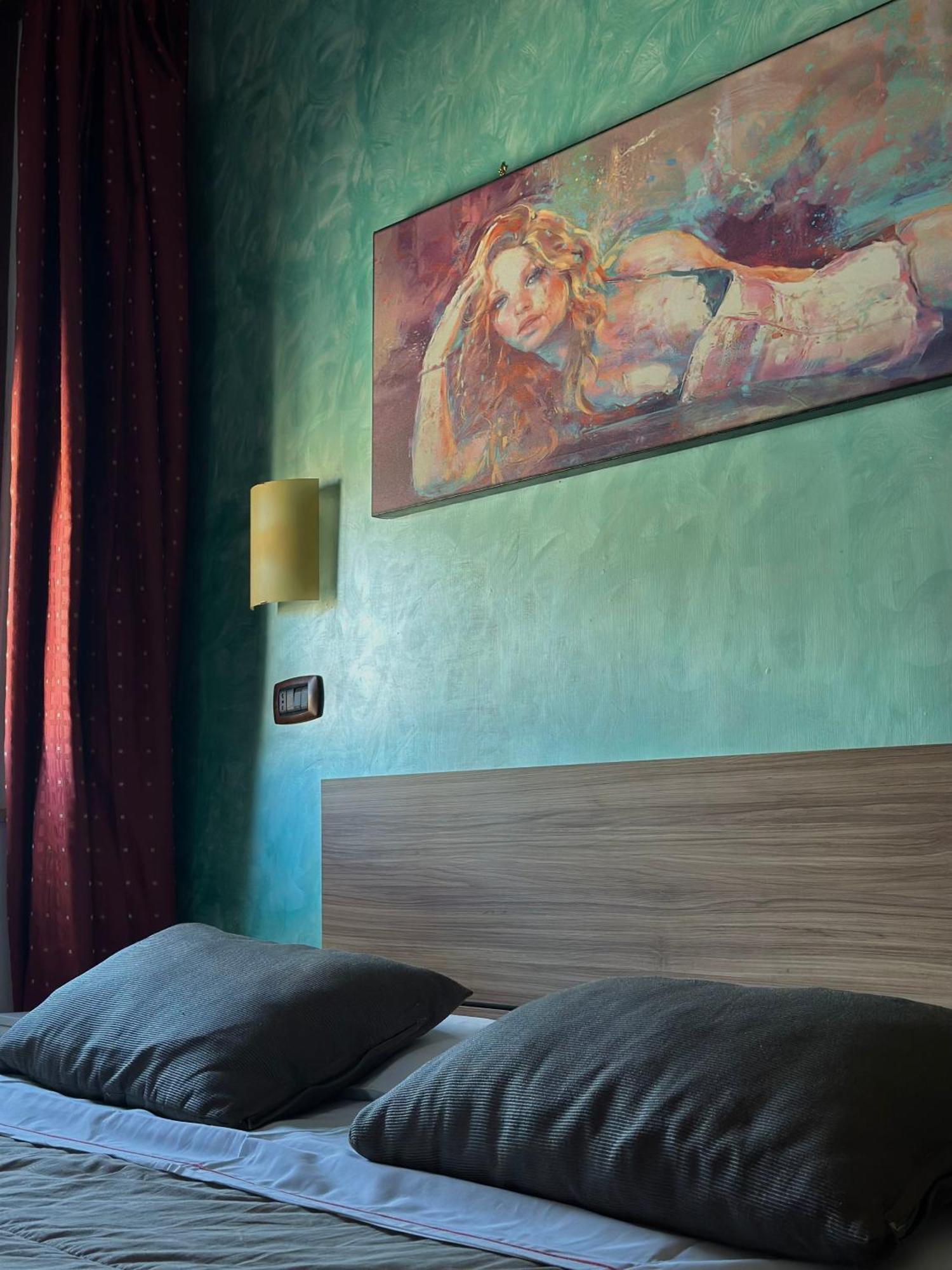 Hotel Il Giardino Degli Aranci 놀라 외부 사진